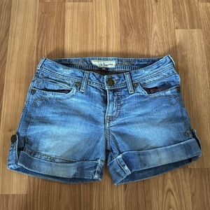 J & Company Roll Cuff Jean shorts size 26